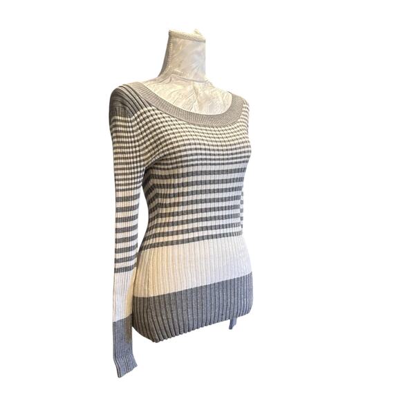 Y2K Its About Time Scoop Neck Ribbed Stripe Sweater White Gray Women’s Medium - Picture 4 of 16